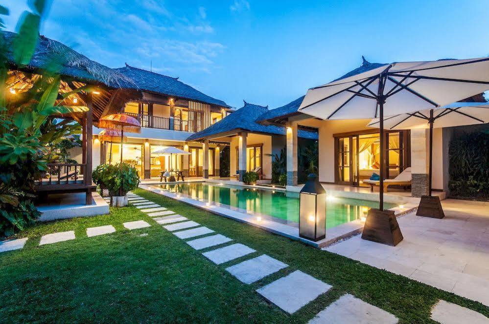 Villa Ikobana Bali クタ エクステリア 写真